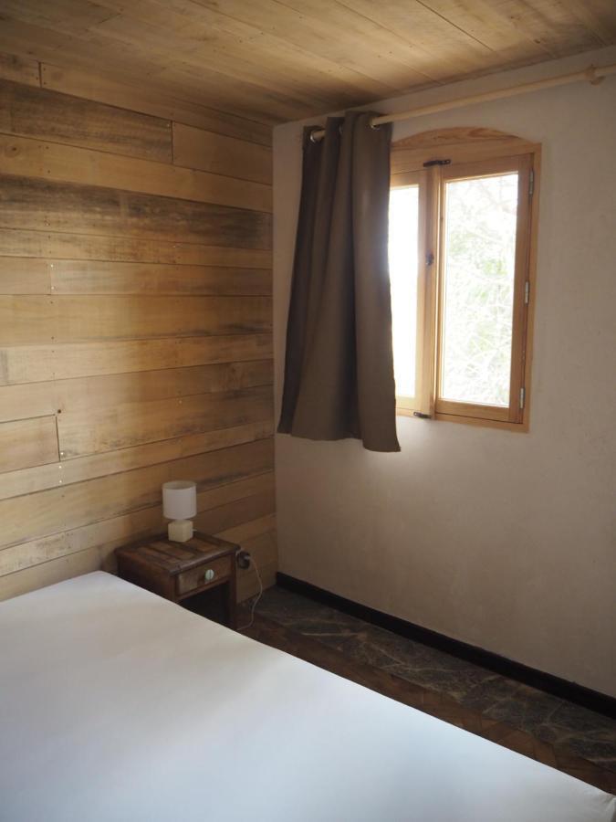 Gite Les Cabanes De Fallot Pour 15 Personnes - Piscine Naturelle L'isle-Bouzon Экстерьер фото