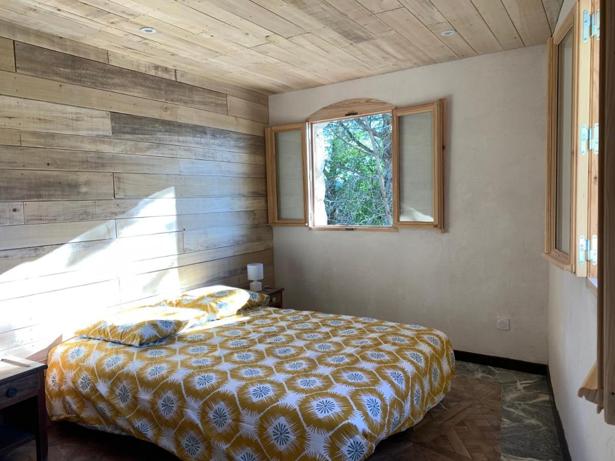Gite Les Cabanes De Fallot Pour 15 Personnes - Piscine Naturelle L'isle-Bouzon Экстерьер фото